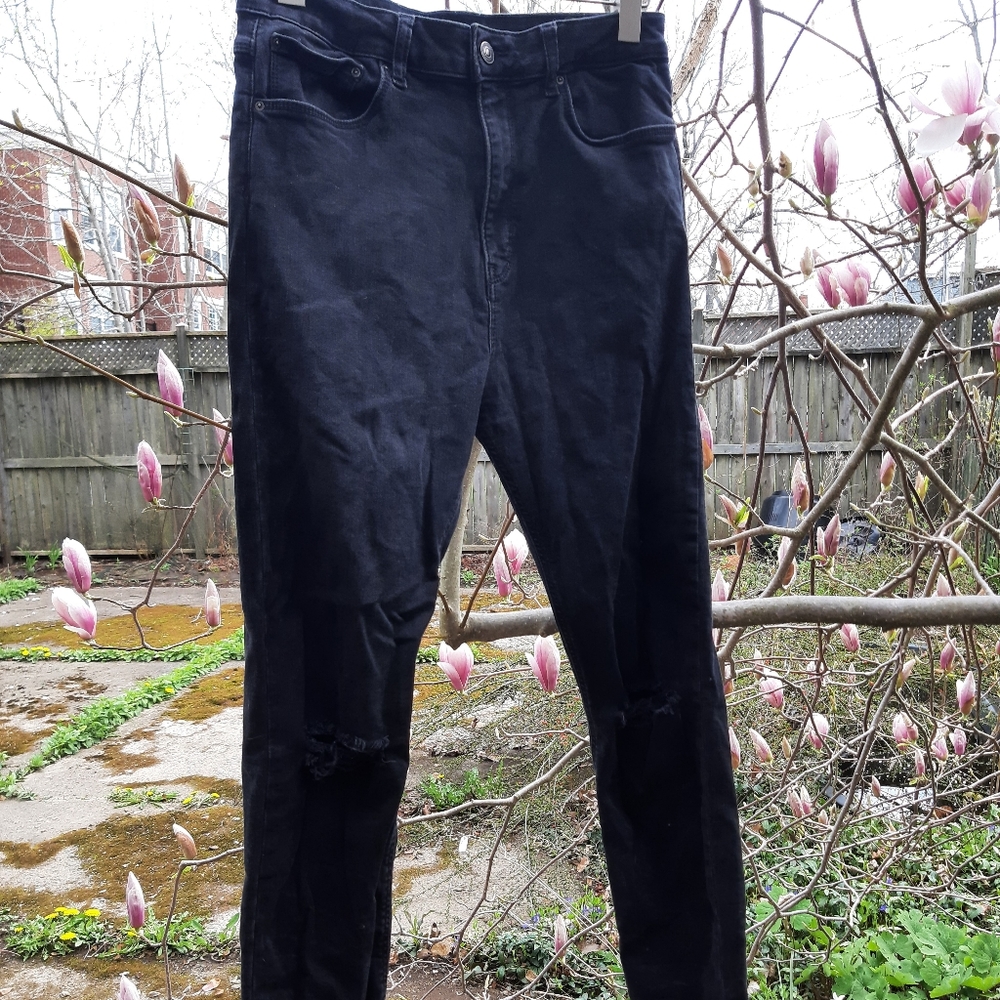 Black Zara jeans